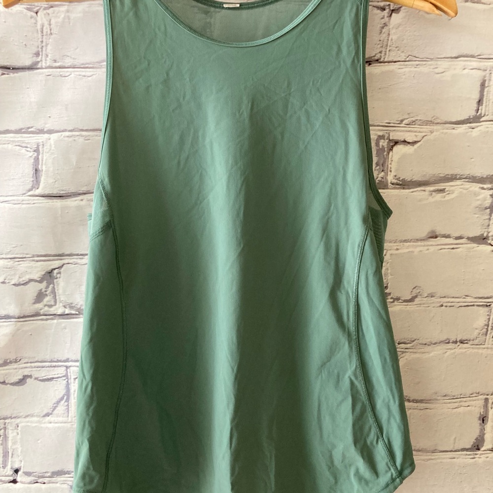 Lululemon Women’s Tank Sz Small-Medium